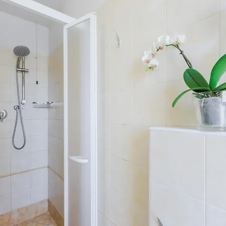 Gabriella Apartmán Lucca